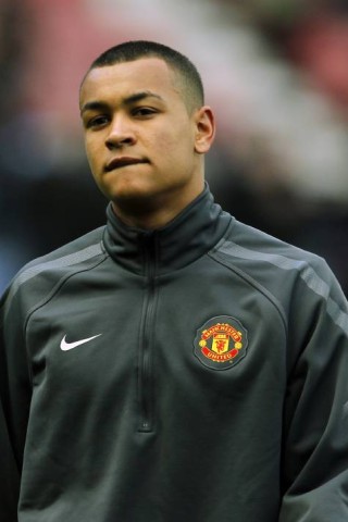 Joshua King ist 1,85 Meter groß, beidfüßig und sollte ursprünglich von Manchester Uniteds Reserveteam zu den Fohlen wechseln. Der 19-Jährige...