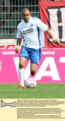 KSC-Spieler Delron Buckley fand über das VDV-Trainingscamp den Weg zurück in den Profifußball. Foto: Imago