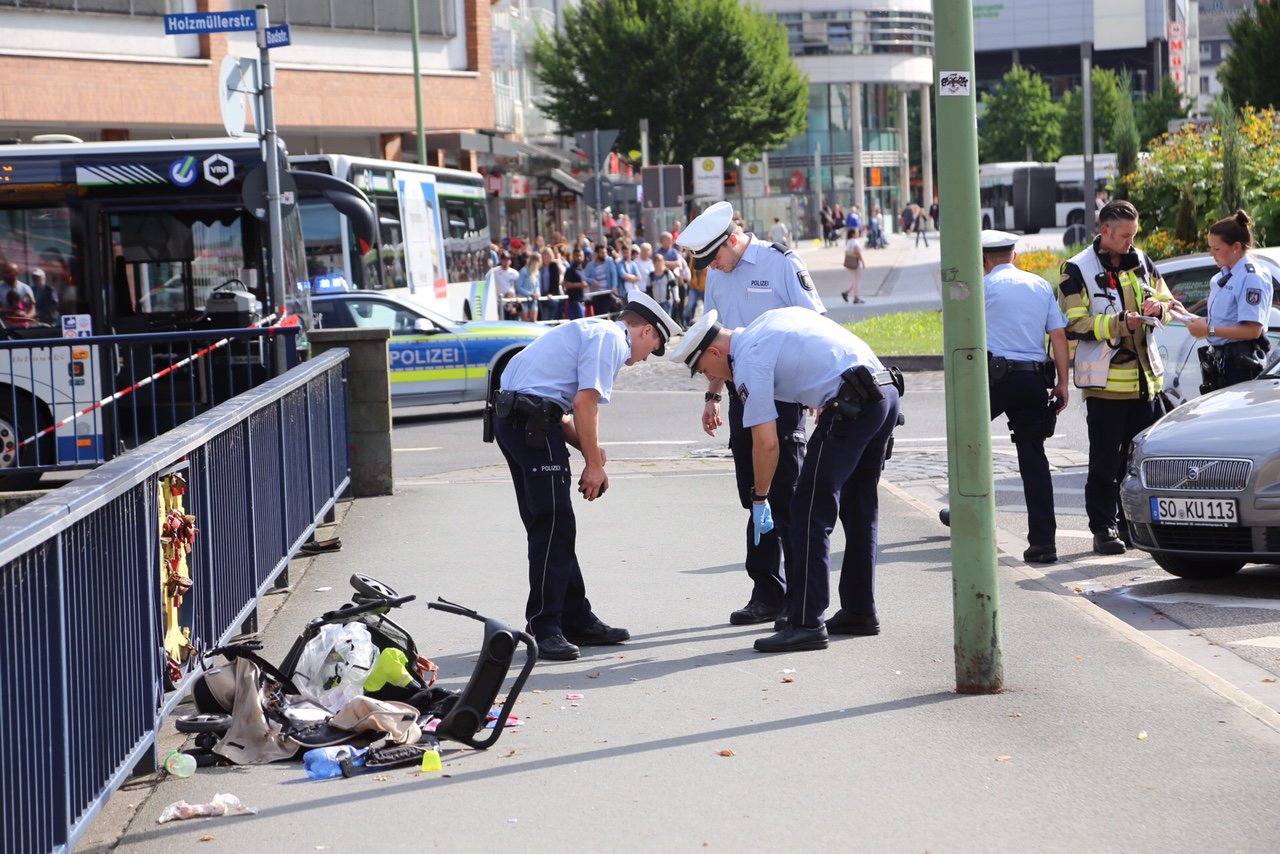 Kind (1) Bei Unfall Gestorben - So Bedanken Sich Die Eltern Für Die ...