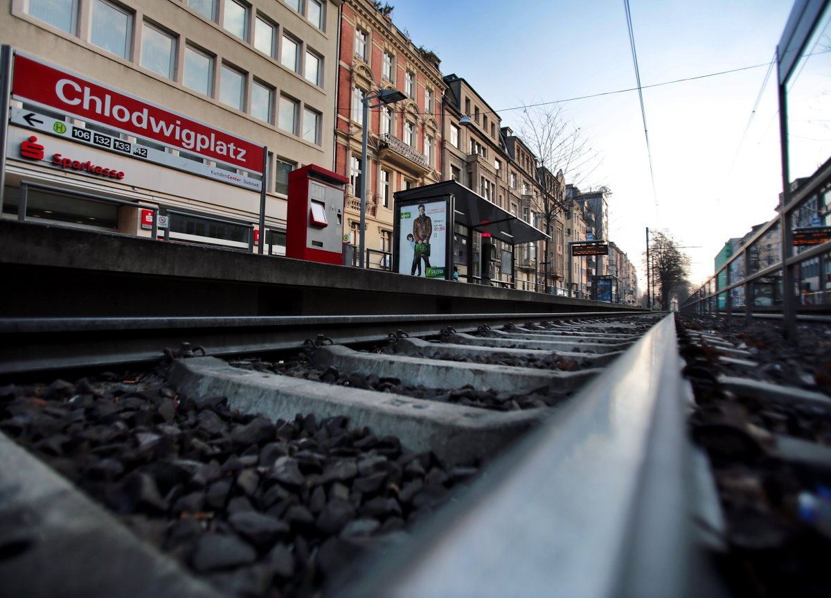 koeln-strassenbahn-unfall-kvb.jpg