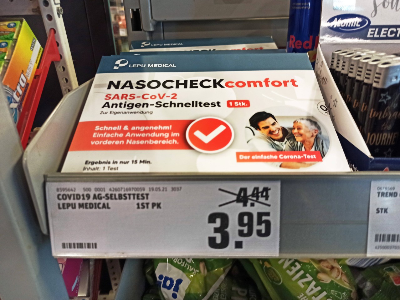 NRW: Die Nachfrage und damit der Preis von Corona-Schnelltests sinkt. (Symbolbild)