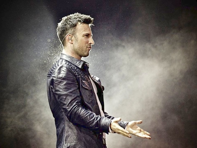 .... den Superstar des Abends: Tarkan, der ...