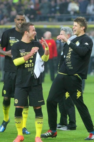 Jubel der Mannschaft, Felipe Santana, Mario Götze, Mitch Langerak