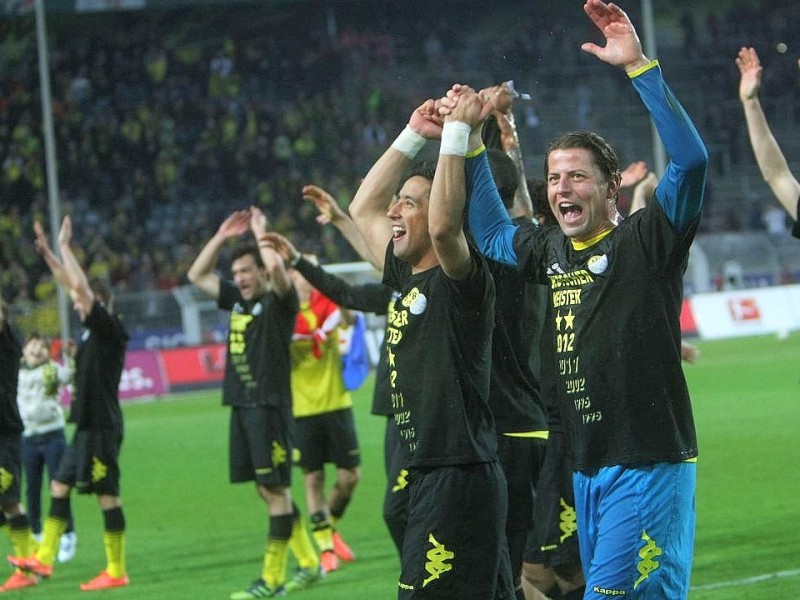 Jubel der Mannschaft, Lucas Barrios, Roman Weidenfeller