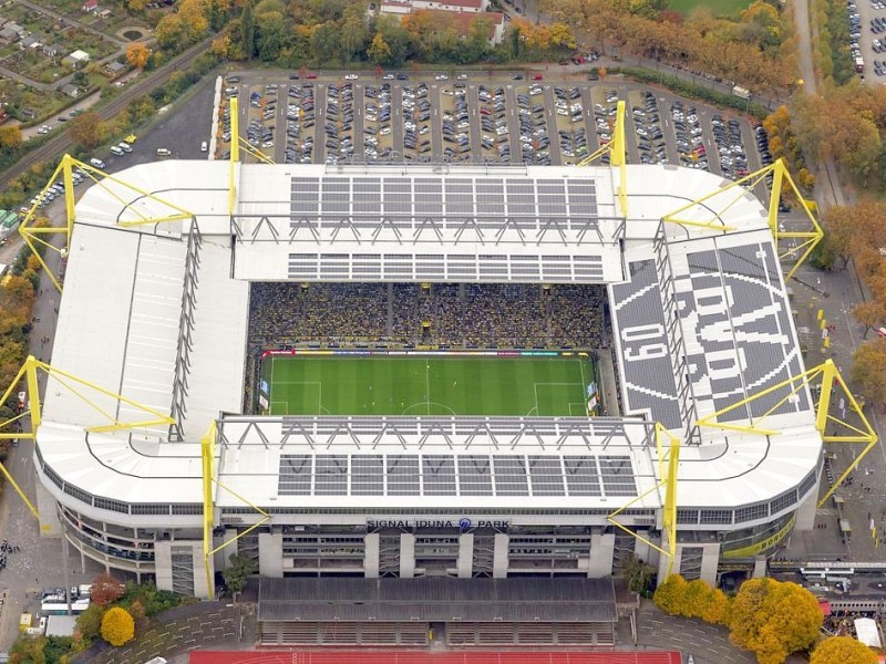 Luftbild, SignalIdunaPark, Westfalenstadion, Revierderby, 1:2, Fans, Bundesliga, Fussball,  Dortmund, Ruhrgebiet, Nordrhein-Westfalen, Deutschland, Europa