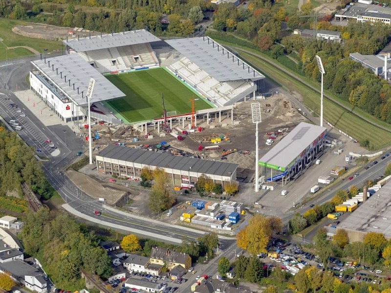 Luftbild, Neubau Rot-Weiss-Essen Stadion an der Hafenstrasse,  Essen, Ruhrgebiet, Nordrhein-Westfalen, Deutschland, Europa