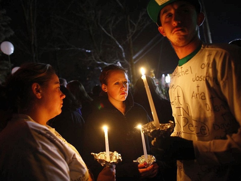 Nach dem Amoklauf an einer US-Grundschule trauert das ganze Land um die Opfer von Newtown.