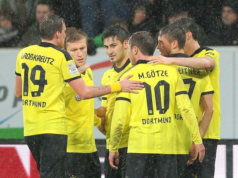 Am 17. Spieltag der Fußball-Bundesliga siegte Borussia Dortmund bei der TSG Hoffenheim mit 3:1. Für den BVB trafen Mario Götze, Kevin Großkreutz und Robert Lewandowski.