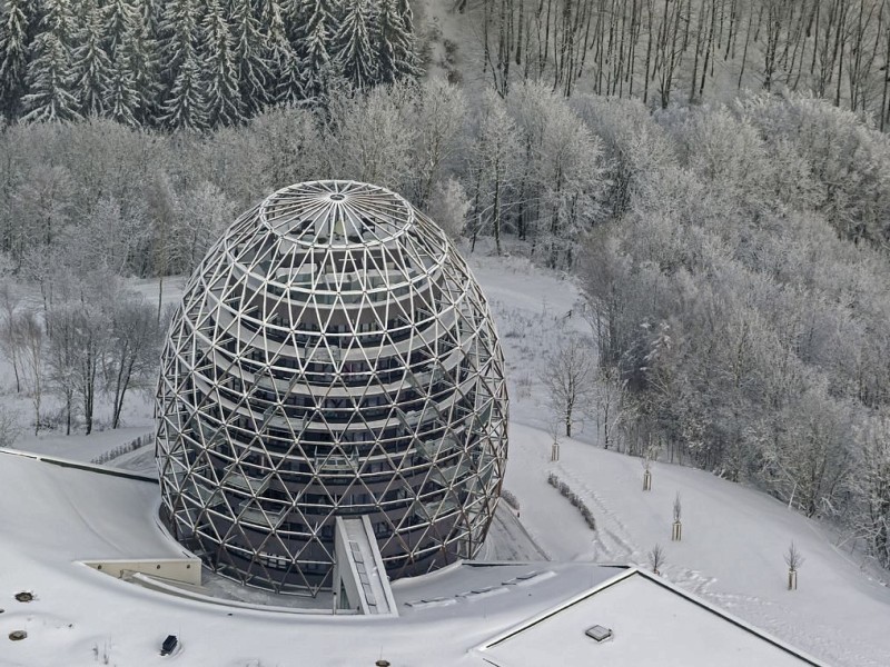 Winterberg-Mitte mit Tourismuszentrum Oversum.