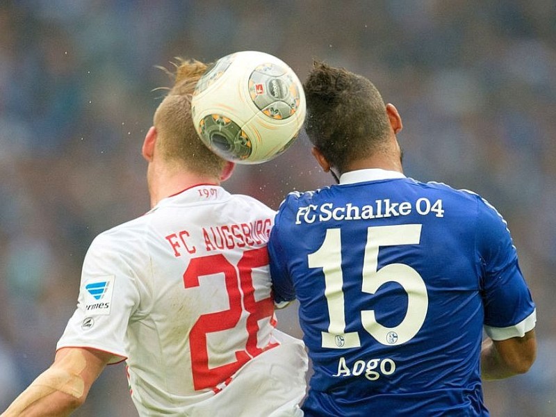 Schalke 04 ist in der Bundesliga ein wichtiger Sieg gelungen. Die Königsblauen wahren mit dem 4:1 gegen Augsburg den Anschluss an das obere Tabellenviertel.