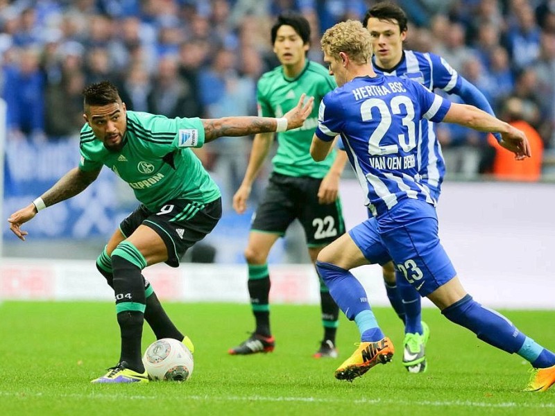 Schalke 04 hat den direkten Tabellennachbarn Hertha BSC besiegt.