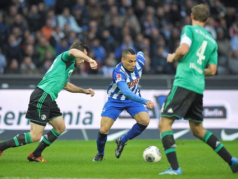 Schalke 04 hat den direkten Tabellennachbarn Hertha BSC besiegt.