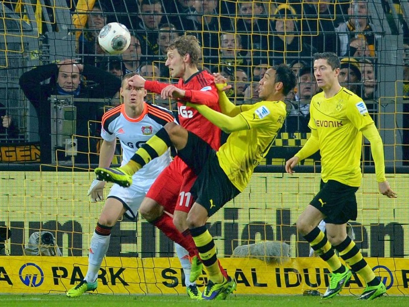 Borussia Dortmund muss Bayer Leverkusen in der Tabelle ziehen lassen.