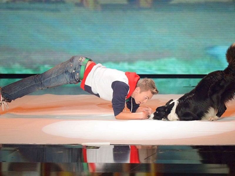 ...Hund Falco aus Wien, der zusammen mit Tiertrainer Lukas Pratschker die RTL-Castingshow Das Supertalent 2013 gewann. Als nicht weniger talentiert, aber etwas wasserscheu erwiesen sich...