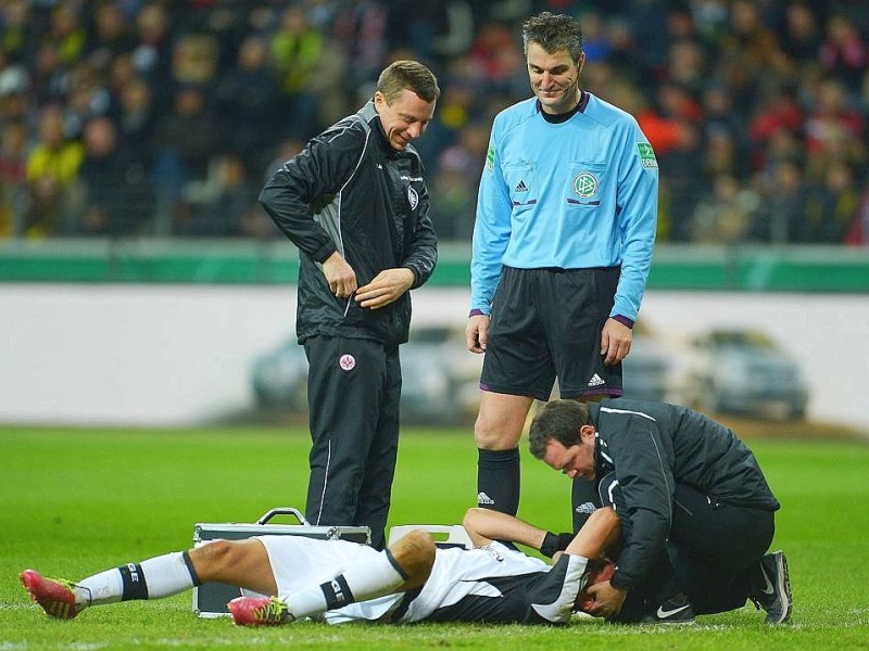 Frankfurt musste sich trotz guter Leistung in einem ausgeglichen Spiel zweier Fußball-Bundesligisten spät mit 0:1 (0:0) geschlagen geben