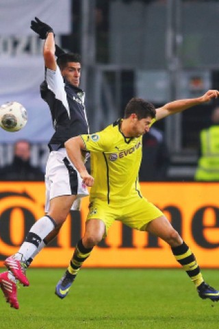 Frankfurt musste sich trotz guter Leistung in einem ausgeglichen Spiel zweier Fußball-Bundesligisten spät mit 0:1 (0:0) geschlagen geben