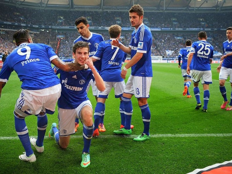 Durch Treffer von Goretzka, Huntelaar und Szalai haben die Schalker Eintracht Braunschweig mit 3:1 besiegt.