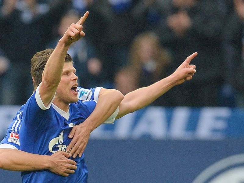 Durch Treffer von Goretzka, Huntelaar und Szalai haben die Schalker Eintracht Braunschweig mit 3:1 besiegt.