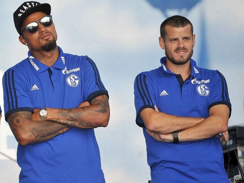 Cooler Auftritt: Kevin-Prince Boateng mit Cap und Sonnenbrille.