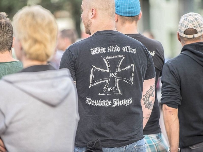 Rund 200 Hooligans trafen sich in der Dortmunder Innenstadt.