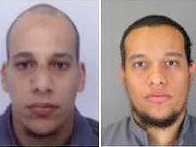 ...identifiziert: Die Brüder Cherif Kouachi (32, l.) und Said Kouachi (34) sollen für das Blutbad in der Redaktion des islamkritischen Magazins verantwortlich sein. Sie waren am Donnerstag weiter...