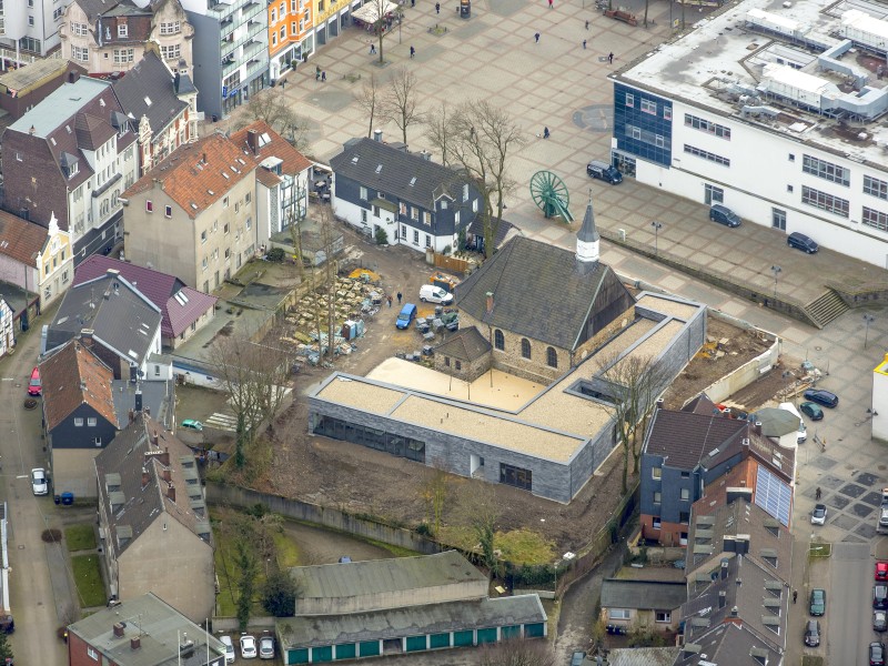 Wattenscheider Markt mit Umbau der Alten Ev. Kirche am Alten Markt, Wattenscheid,  Bochum, Ruhrgebiet, Nordrhein-Westfalen, Deutschland