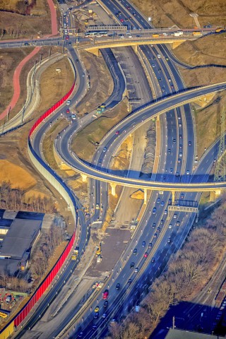 Autobahnkreuzung Bochum Stahlhausen mit Donezk-Ring und A40 Ruhrschnellweg,  Bochum, Ruhrgebiet, Nordrhein-Westfalen, Deutschland