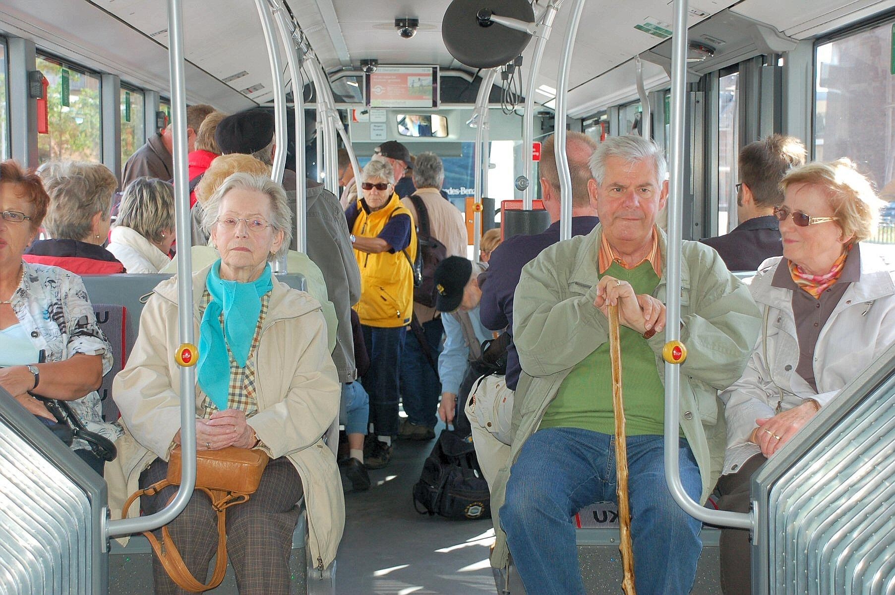 Der 25. Juli ist seit dem achten Jahrhundert Festtag für den Apostel Jakobus. Dass die Pilgergemeinde aus Lünen und Umgebung ihn am vergangenen Samstag schon zwei Tage früher feierte, hatte organisatorische Gründe. Denn nicht nur Rentner, sondern auch Menschen, die im Arbeitsleben stehen, sollten mit eingeschlossen werden. Dass sich dann aber so viele Pilger einfanden, die an der zwölf Kilometer langen Wanderung von Herbern nach Werne teilnahmen, überraschte selbst „Cheforganisator“ Horst Störmer.