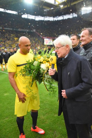 Beim Abschiedsspiel von Leonardo Dede kamen viele ehemalige BVB- und Bundesliga-Stars zusammen, um den Brasilianer zu feiern.