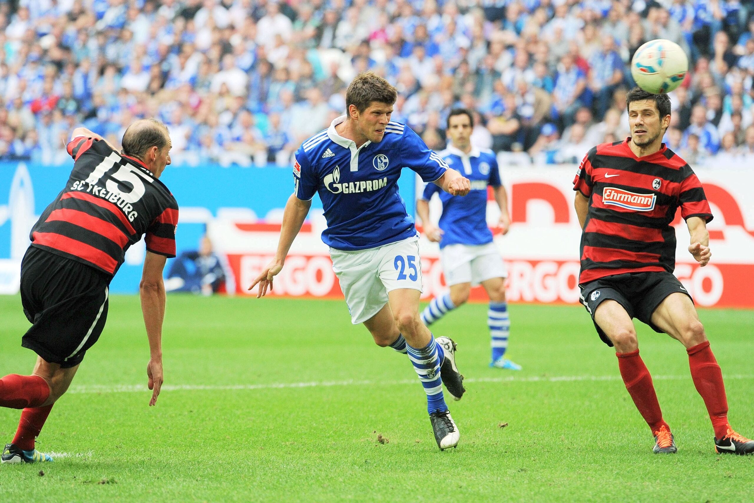 Schalke 04 gegen SC Freiburg, Endstand 4:2.