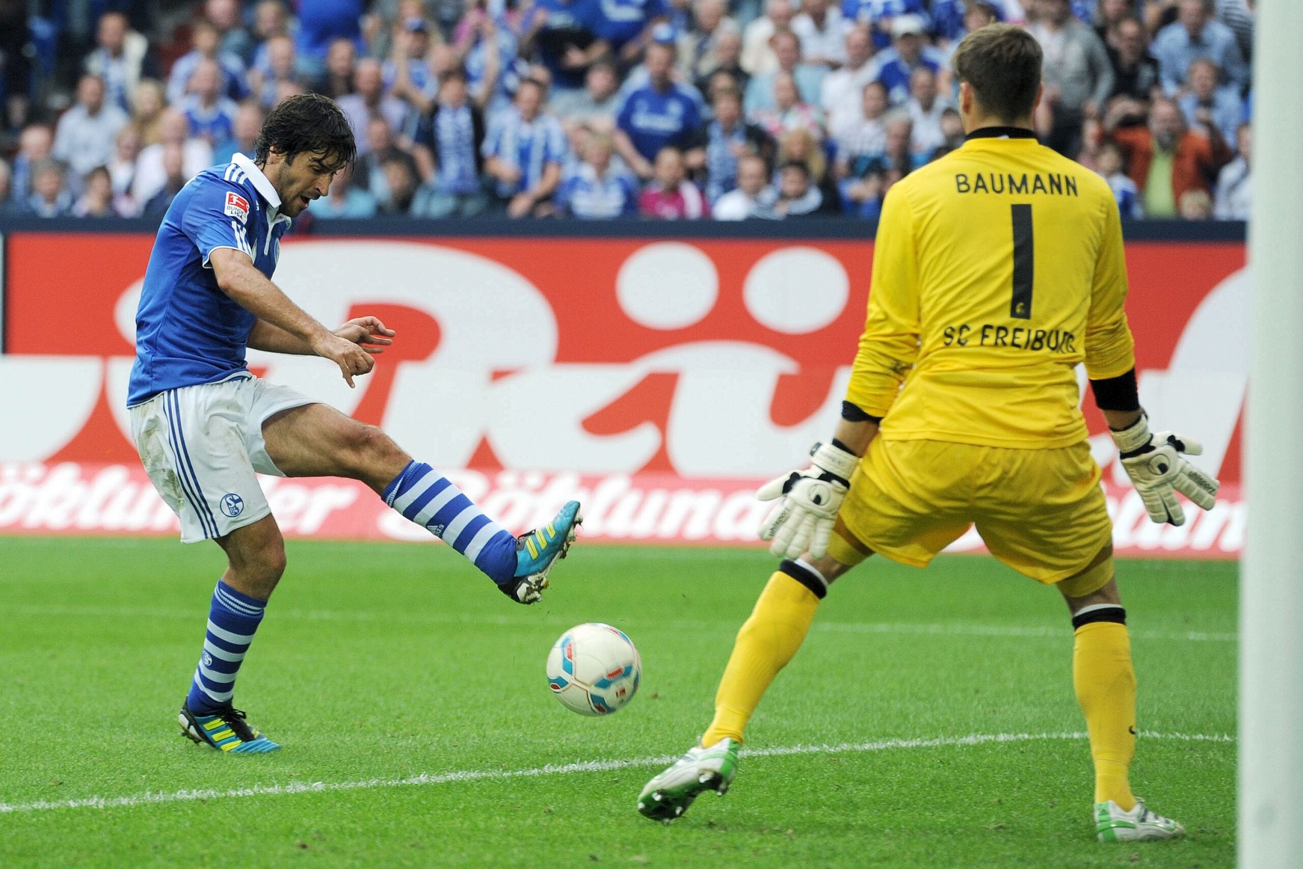 Schalke 04 gegen SC Freiburg, Endstand 4:2.