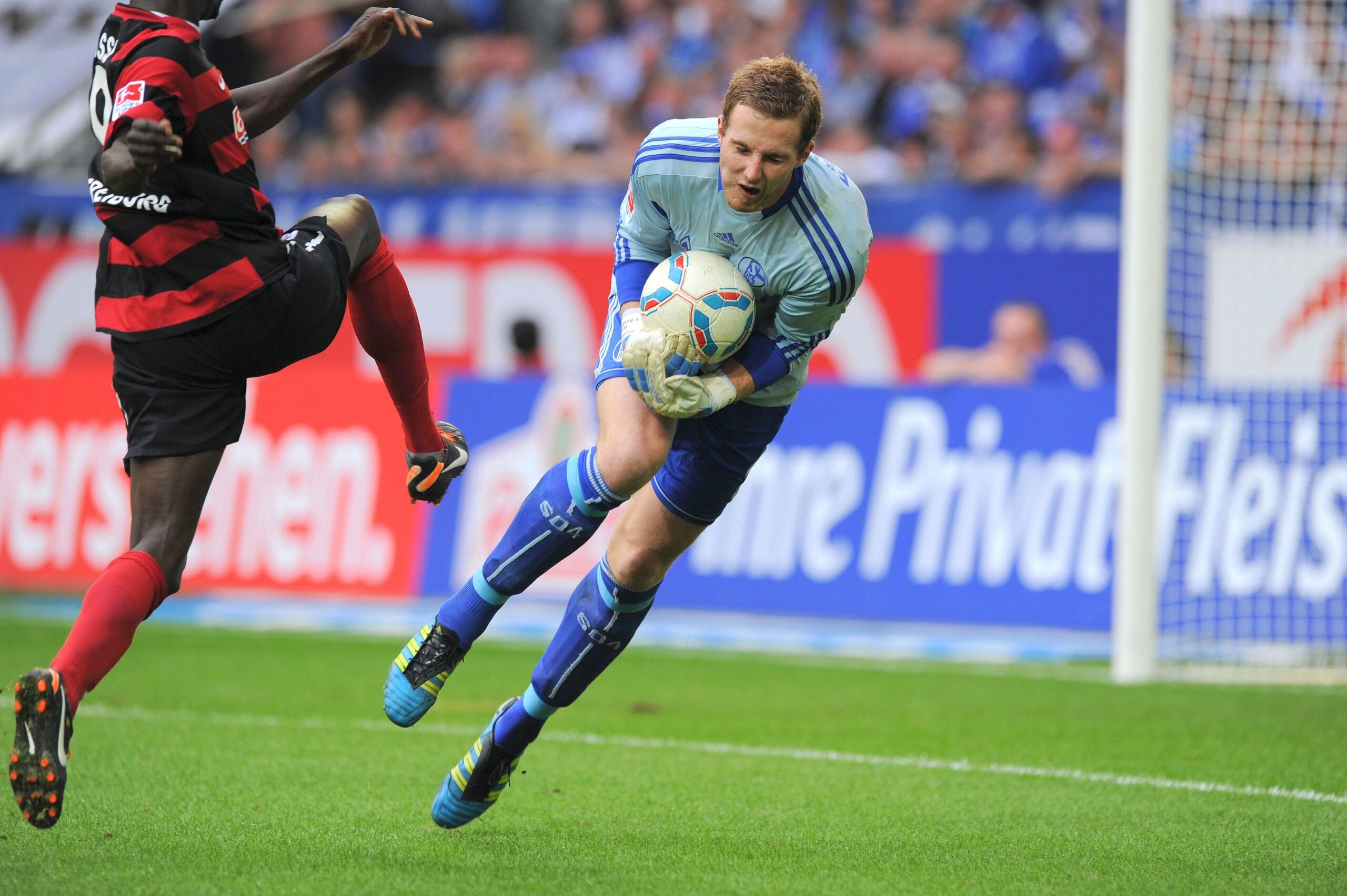 Schalke 04 gegen SC Freiburg, Endstand 4:2.