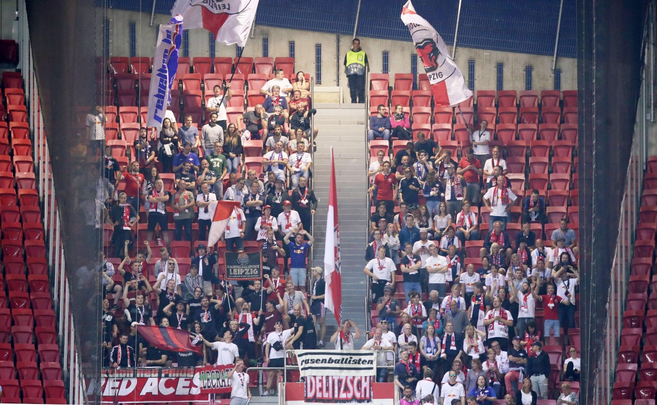 500 Fans begleiteten RB Leipzig in der Champions League nach Lissabon.