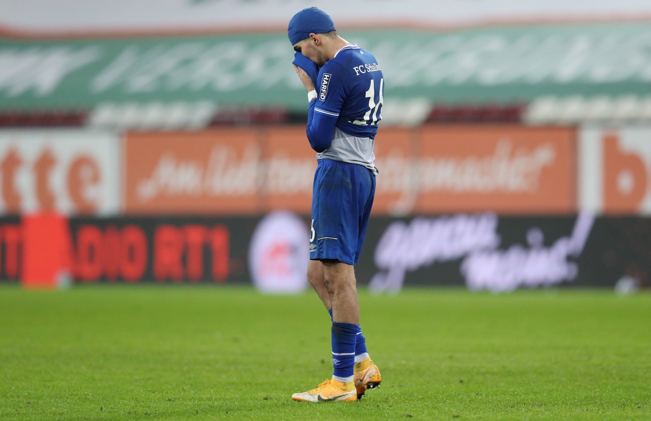 Beim FC Schalke 04 steht Nassim Boujellab vor einer ungewissen Zukunft.