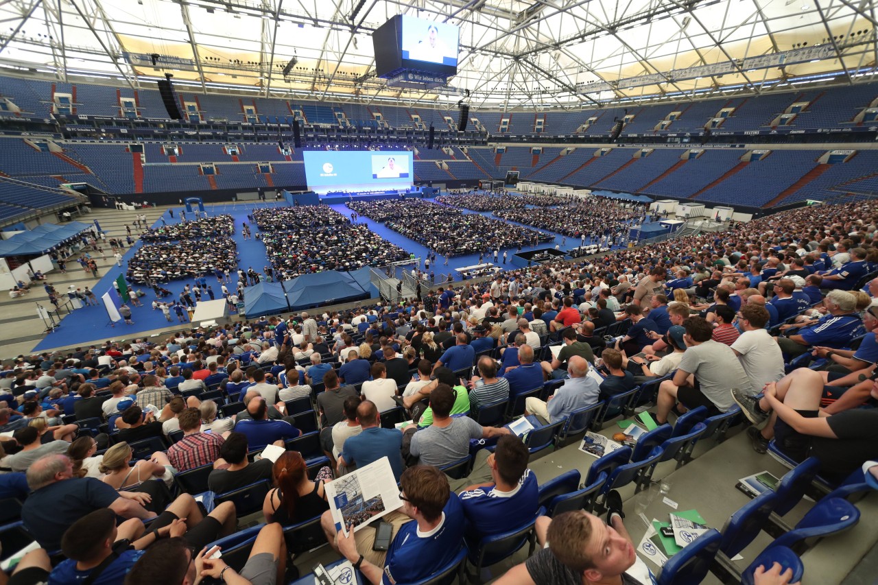 Der zweite Anlauf der MV des FC Schalke 04 wird nicht digital sein.