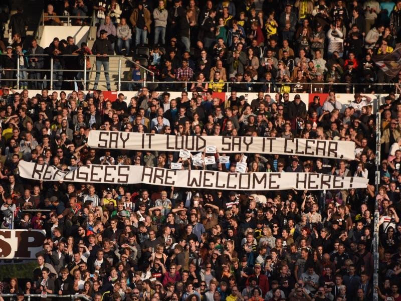 st pauli-flüchtlinge-bild-aktion-refugees-welcome-logo.jpg