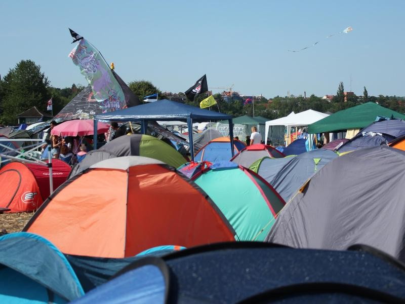 Klar, auf einem Festival wird gezeltet - das ist auch auf dem Open Flair nicht anders. Doch die Stimmung ist familiär.