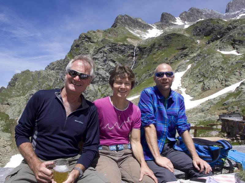 Rosmarie (M) betreibt die Glecksteinhütte seit drei Jahren.