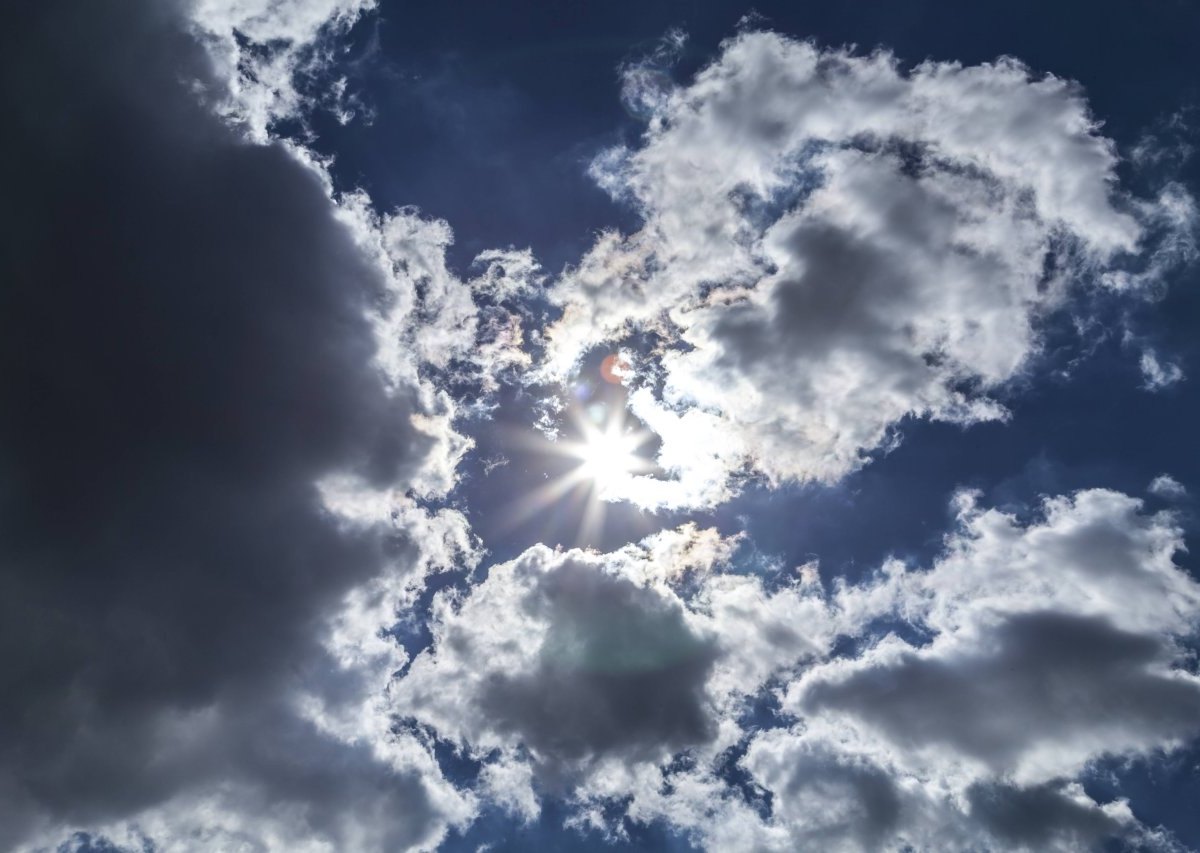 wetter-sonne-regenwolke.jpg