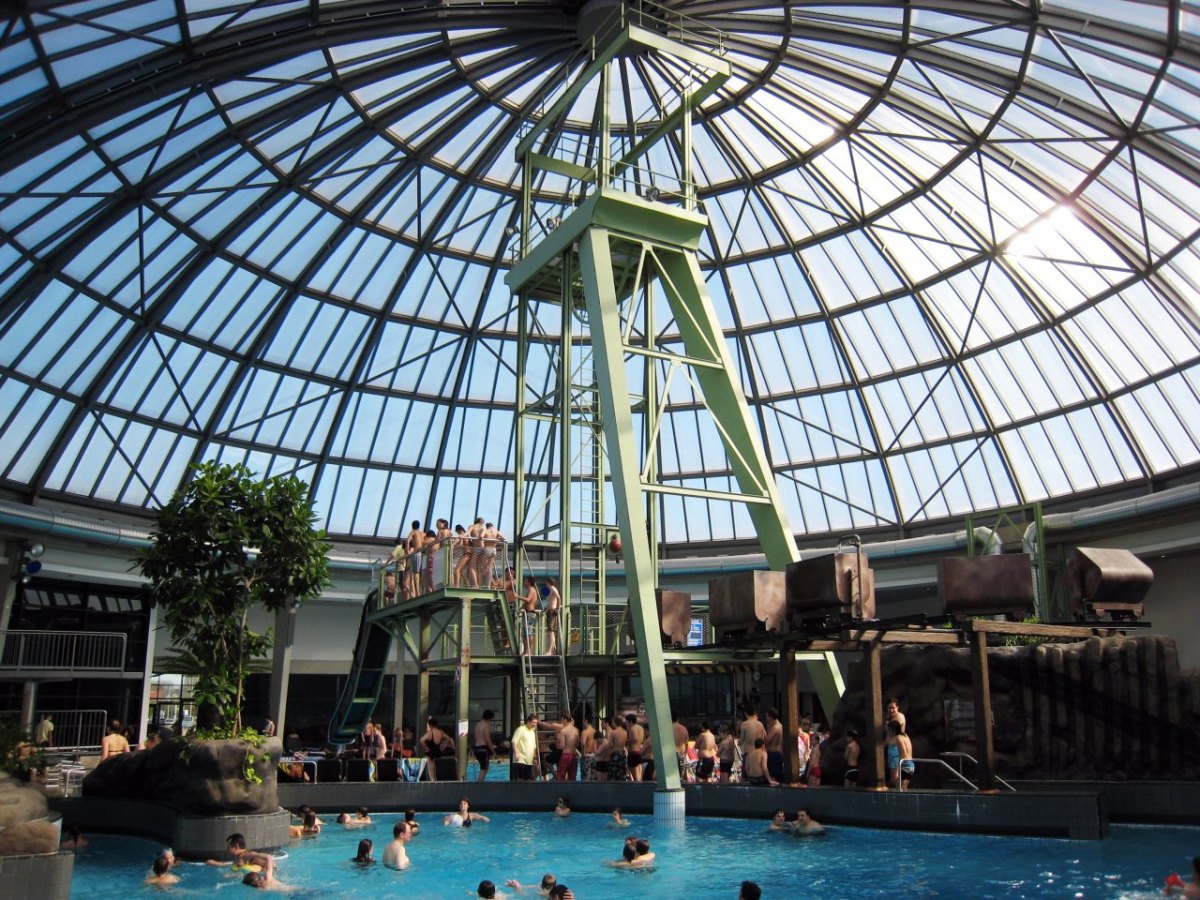 Aquapark Oberhausen.jpg