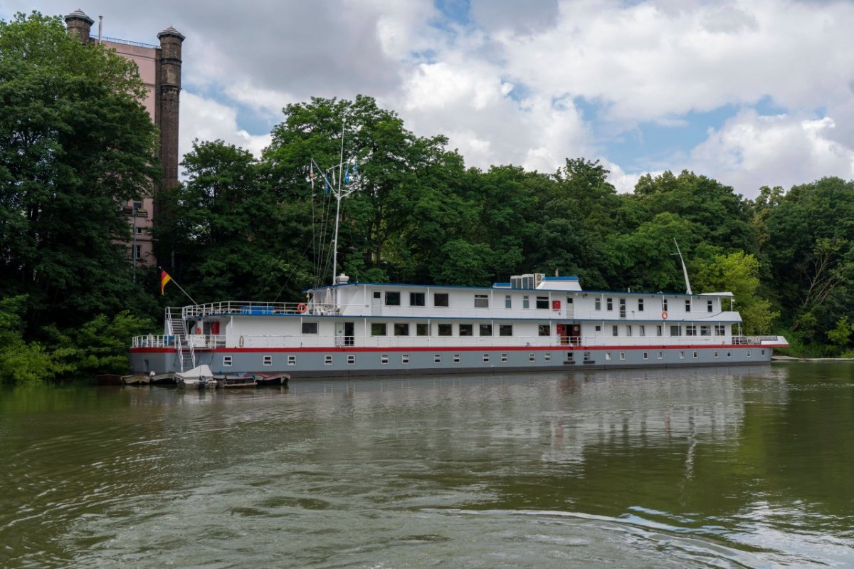 Duisburg-Schulschiff