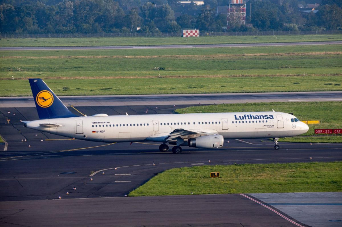 Flughafen Düsseldorf.jpg