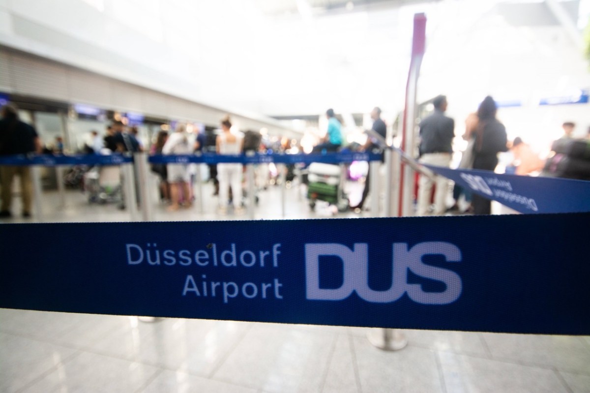 Flughafen Düsseldorf.jpg