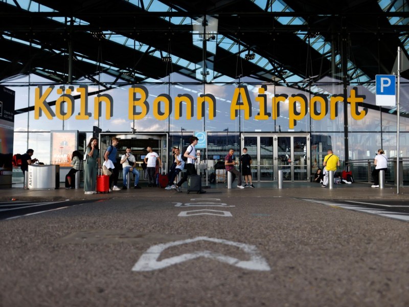 Flughafen Köln Bonn.jpg