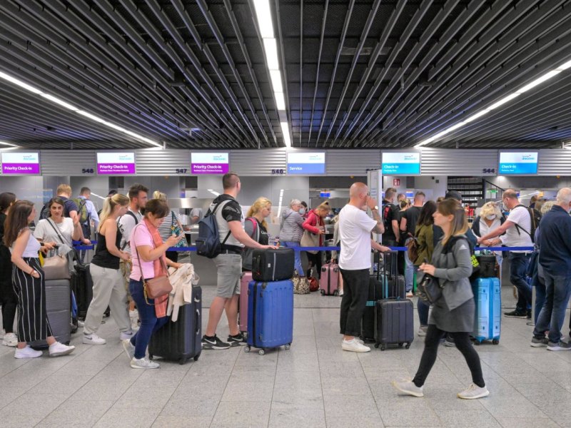 Flughafen- Koffer