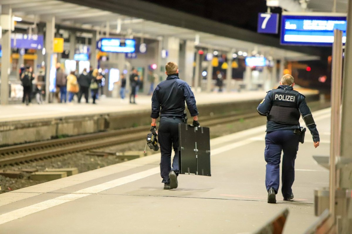 essen-hbf-polizeieinsatz-fahndung.jpg