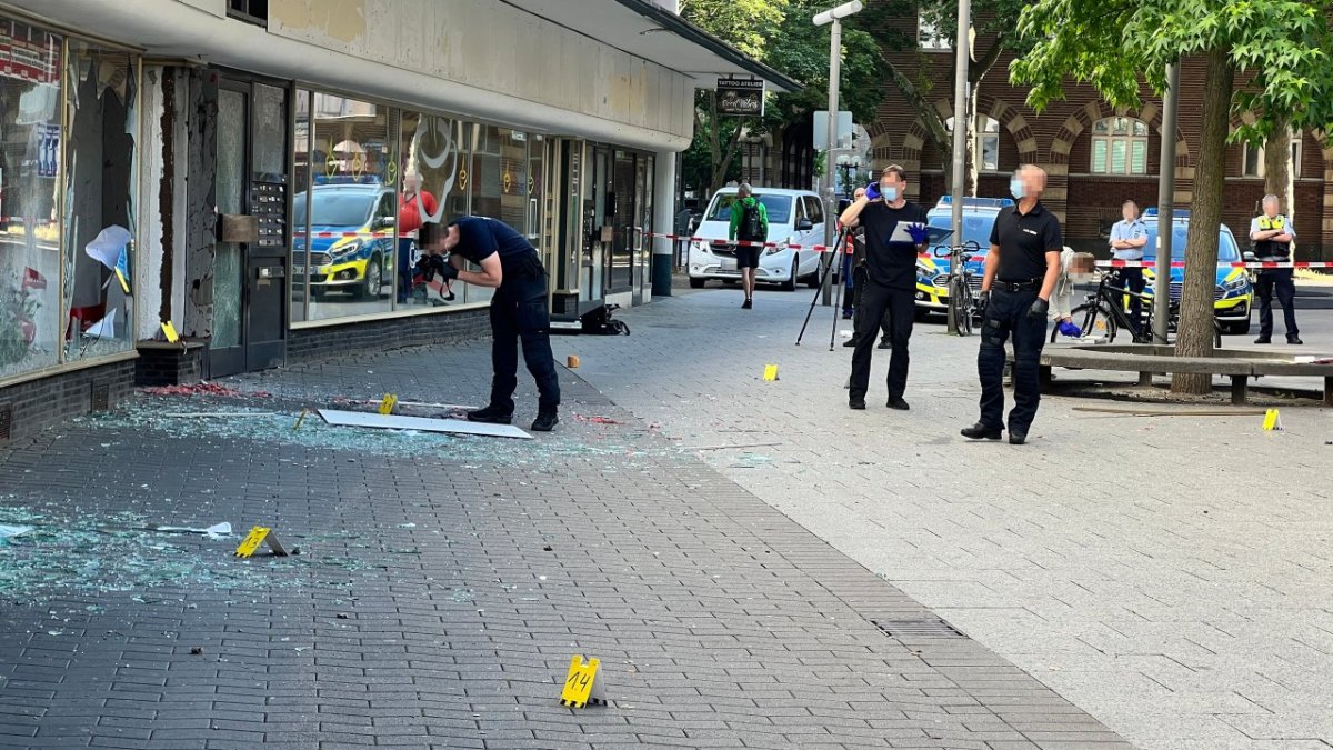 oberhausen-explosion-die-linke-linke-zentrum-fußgängerzone.jpg