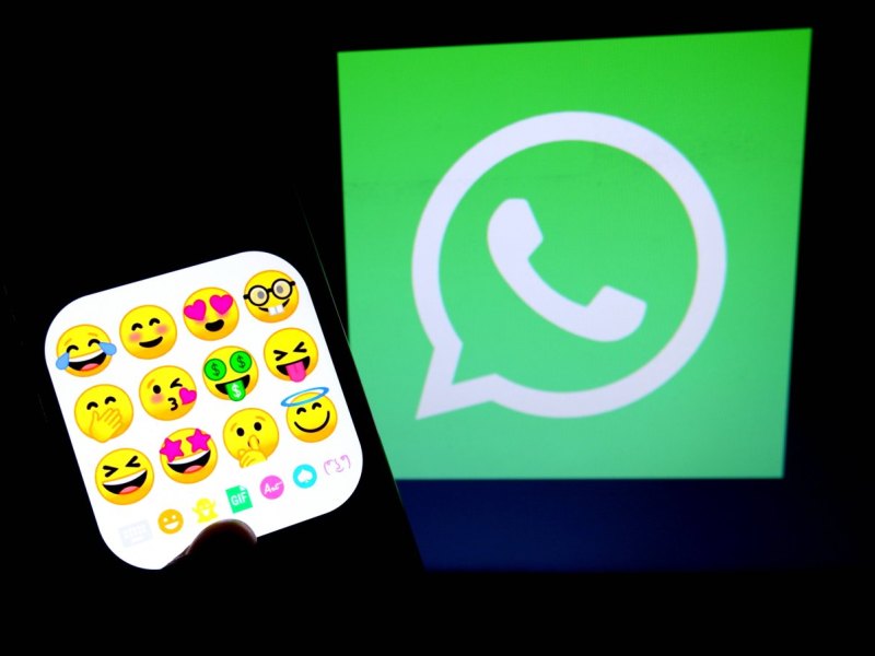 whatsapp emoji