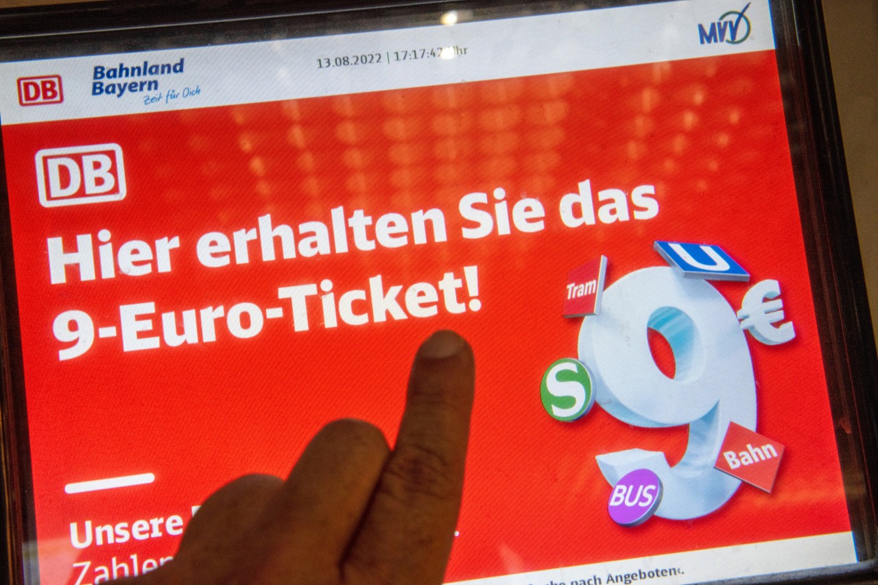 Noch immer wird um das 9-Euro-Ticket gestritten.