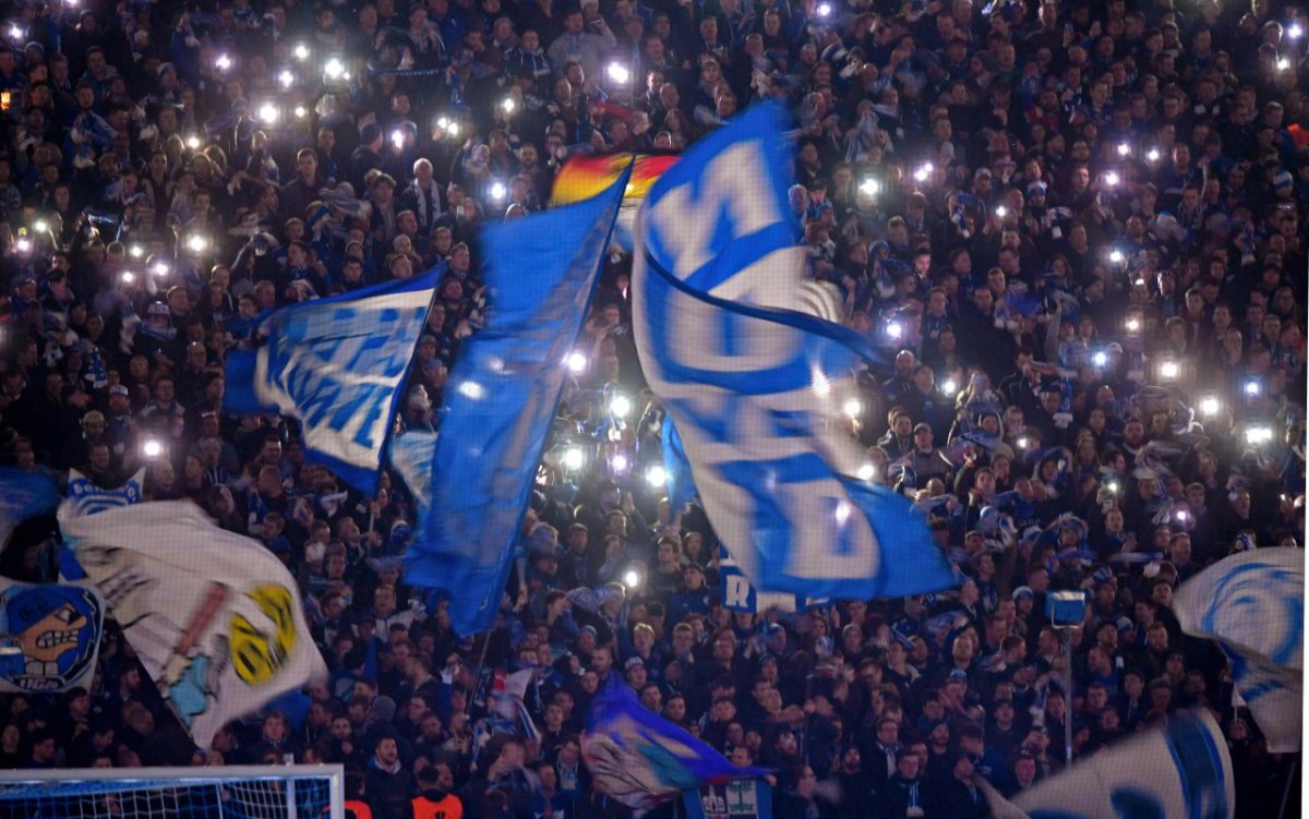 FC-Schalke-04-Fans